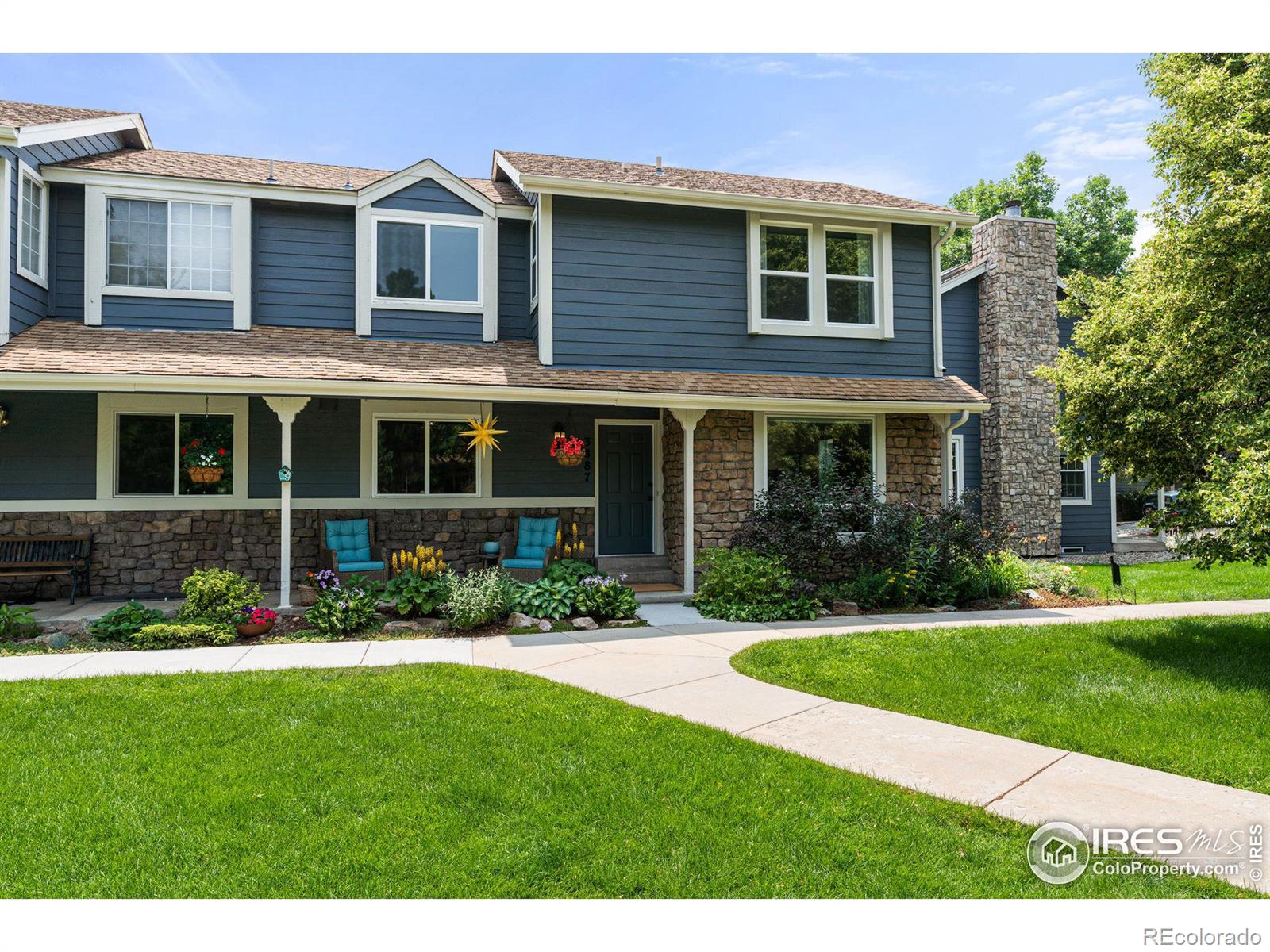 3887 Paseo del Prado