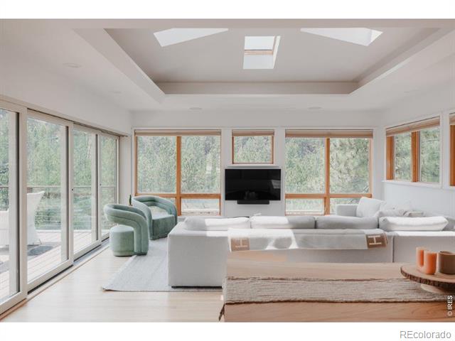 2127 Fourmile Canyon Drive