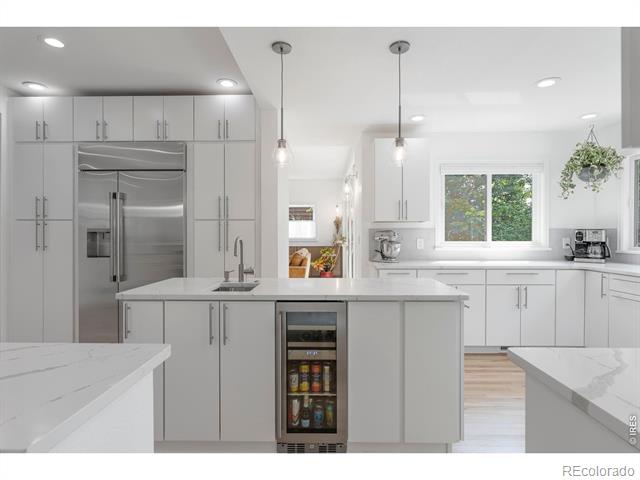932 Locust Avenue