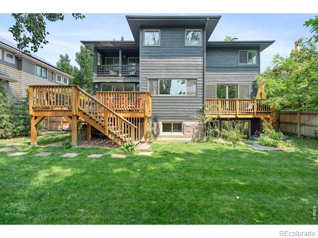 932 Locust Avenue