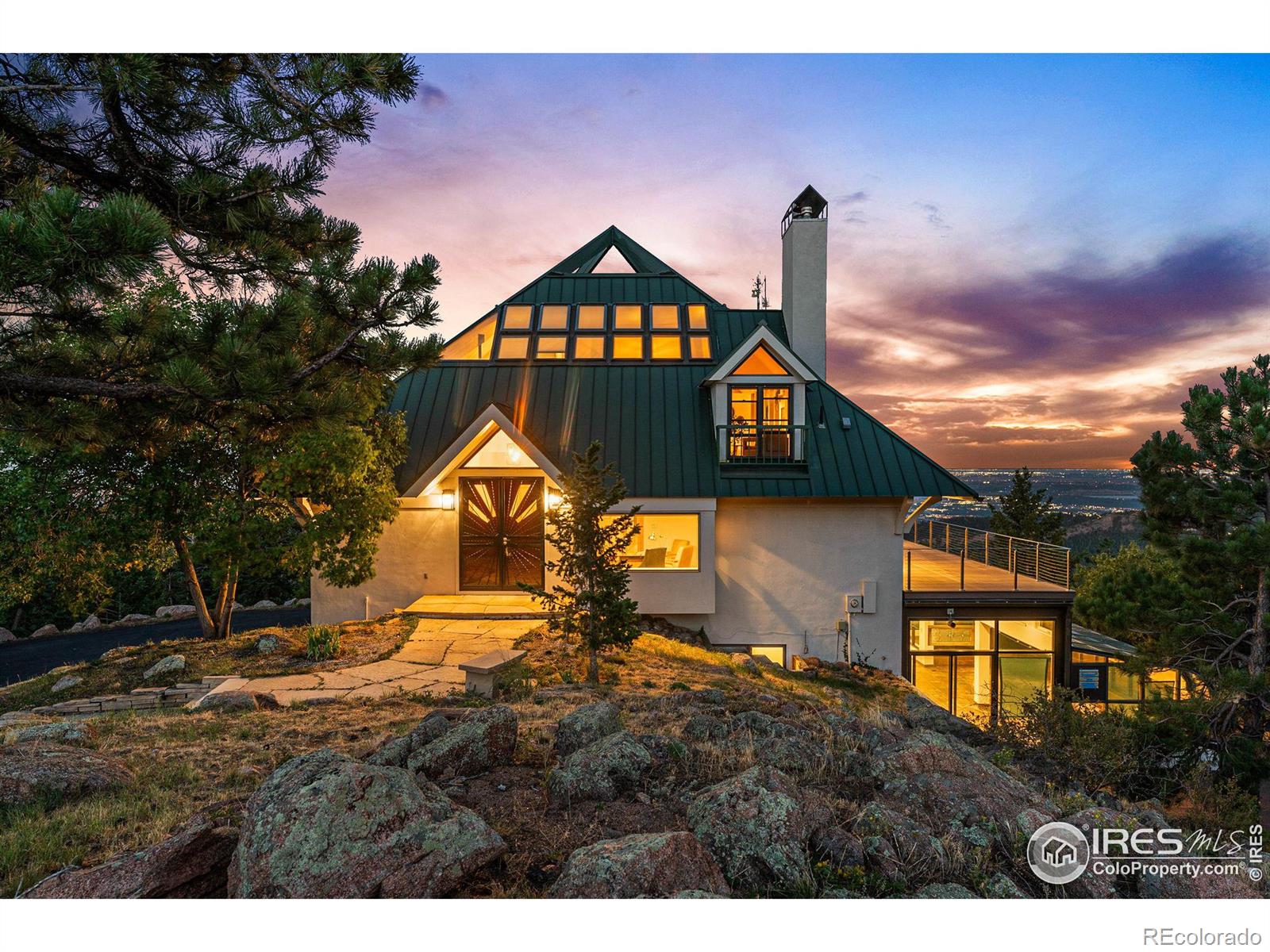 2608 Carriage Hills Drive