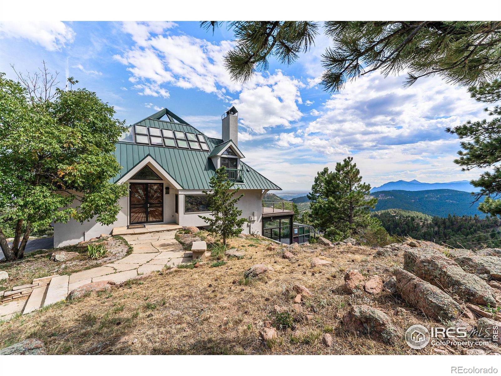2608 Carriage Hills Drive