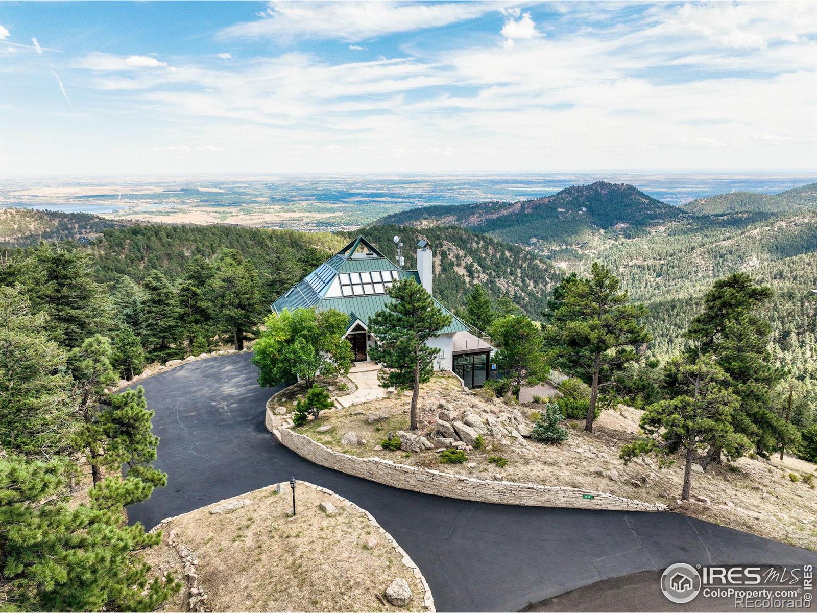 2608 Carriage Hills Drive