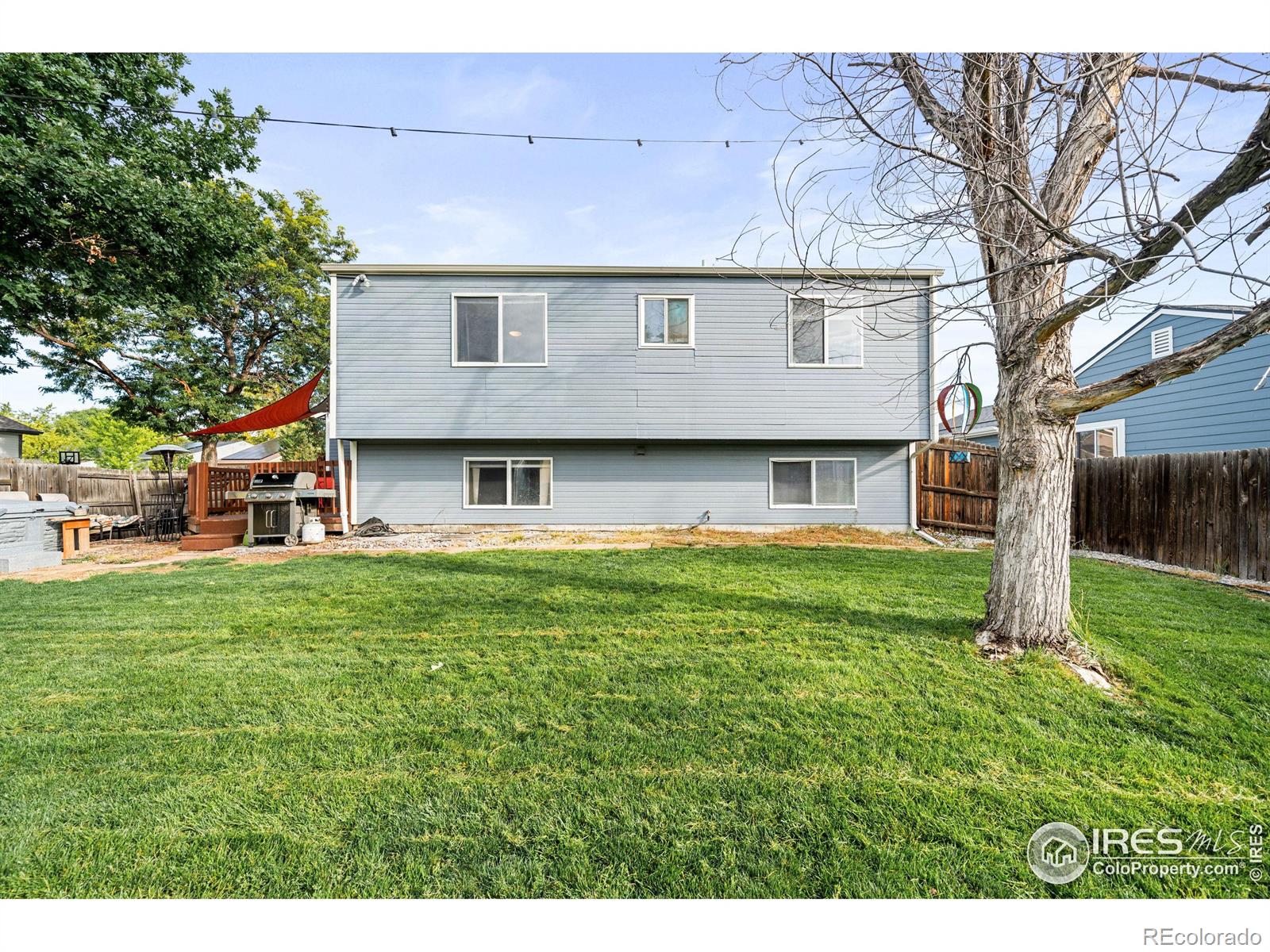 6322 W 115th Place