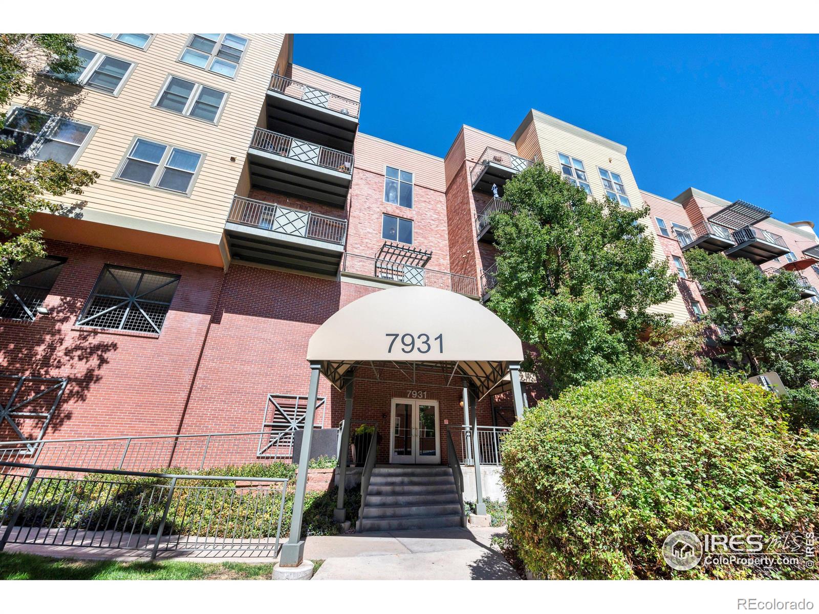 7931 W 55th Avenue Unit: 111