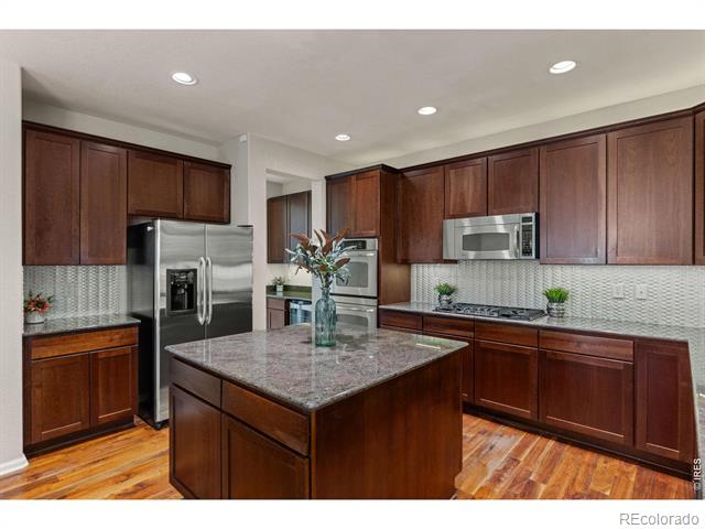 1293 Graham Circle