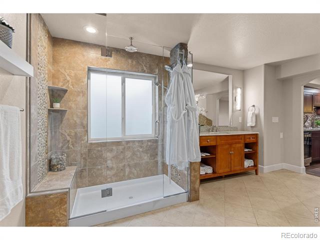 1293 Graham Circle