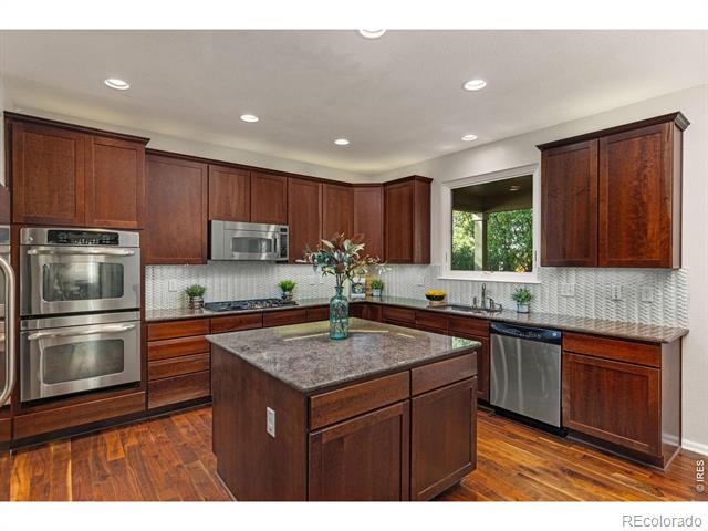 1293 Graham Circle