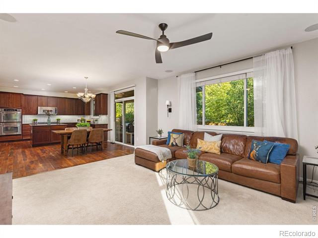 1293 Graham Circle