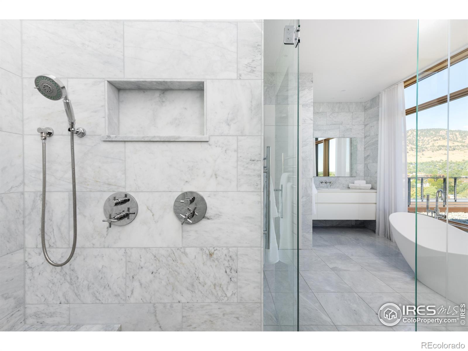 1505 Sunset Boulevard