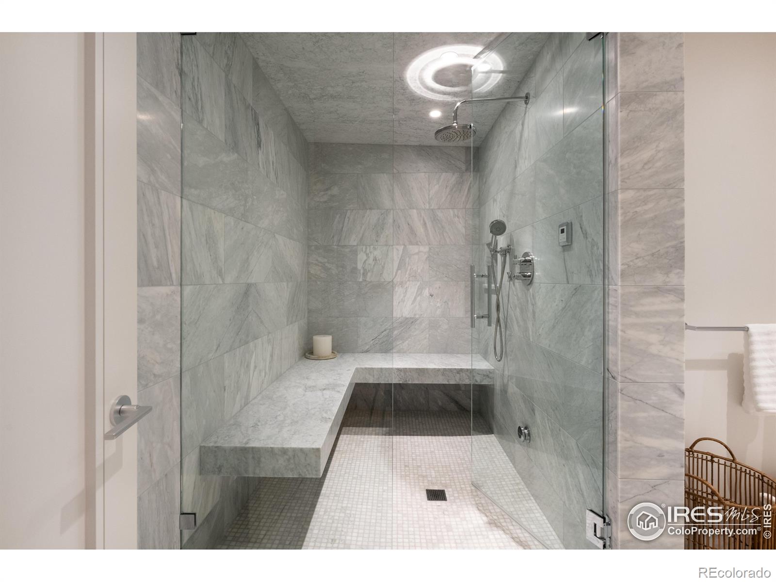 1505 Sunset Boulevard