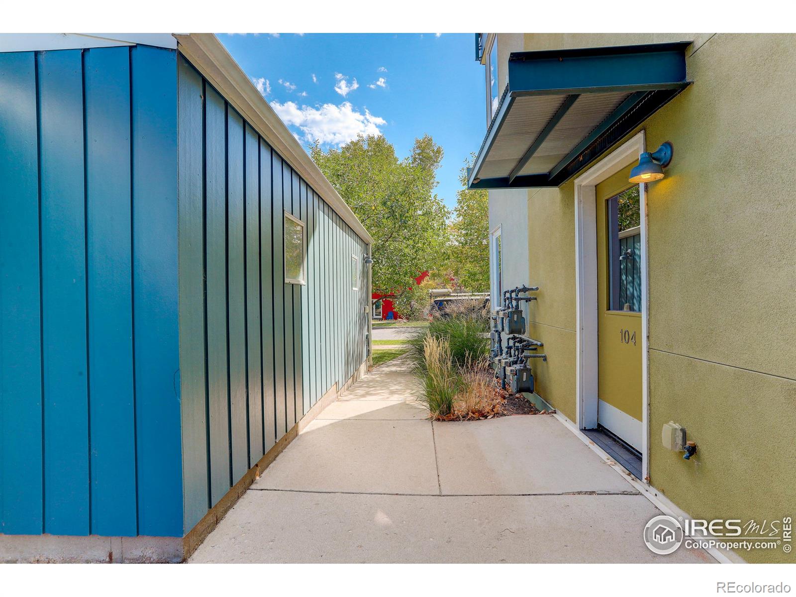 4650 Holiday Drive Unit: 104