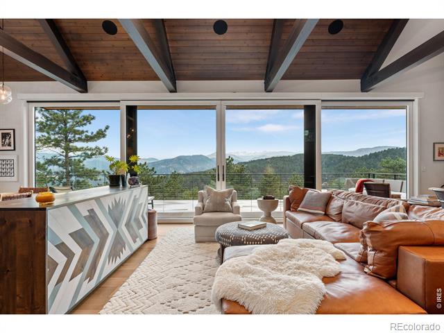 280 Alder Lane