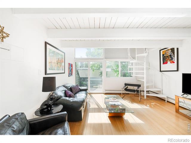 1842 Canyon Boulevard Unit: 211