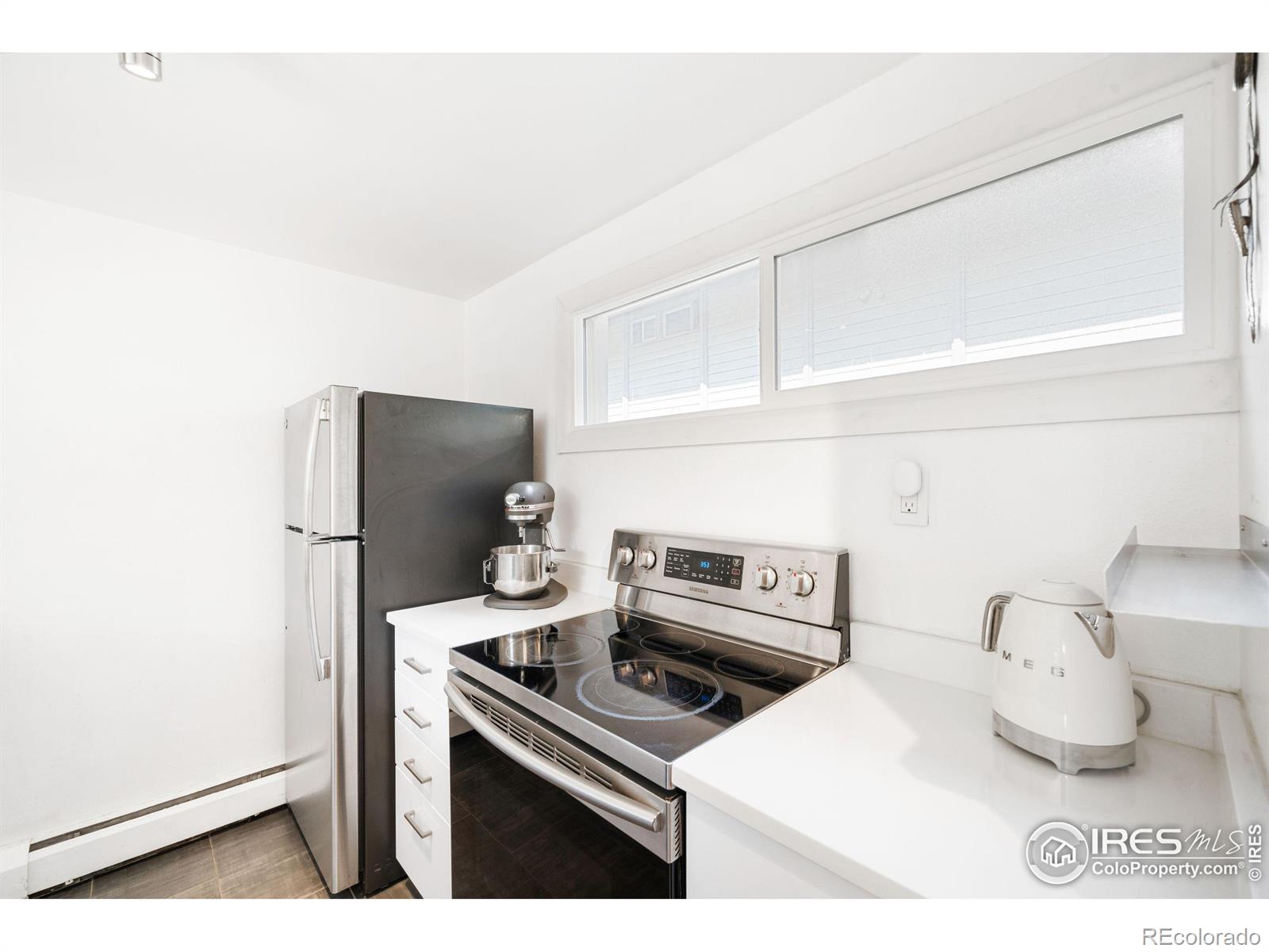 1842 Canyon Boulevard Unit: 211