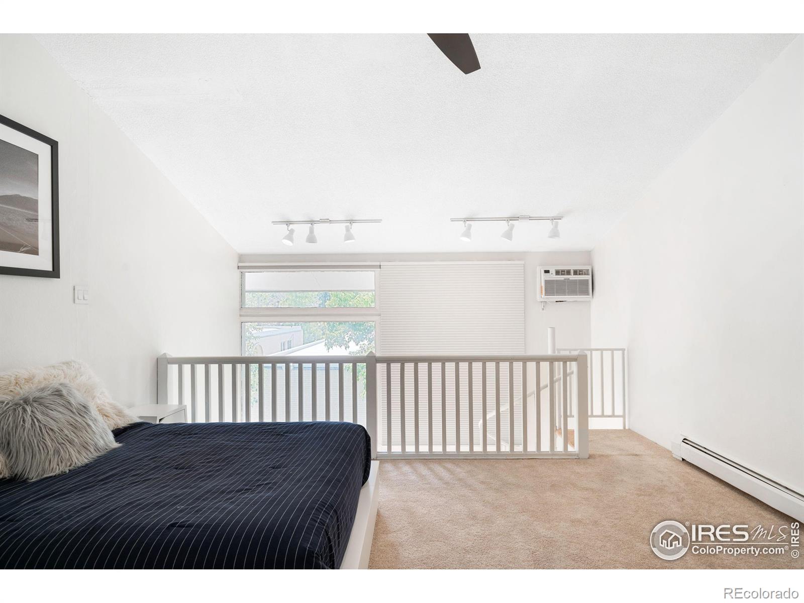 1842 Canyon Boulevard Unit: 211