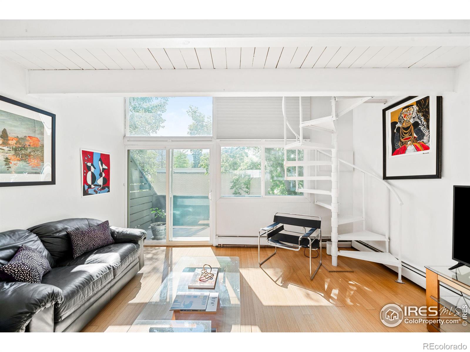 1842 Canyon Boulevard Unit: 211