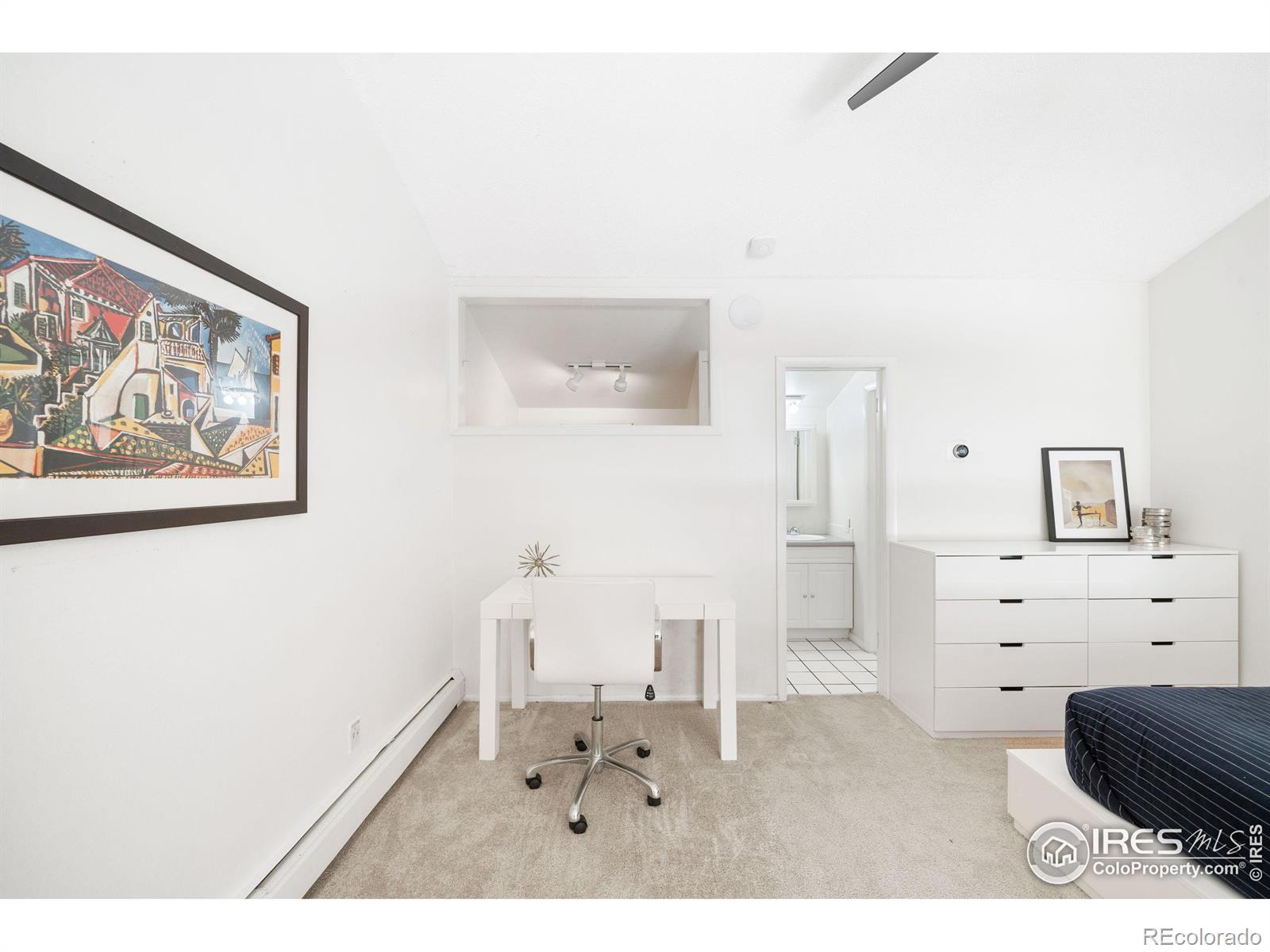 1842 Canyon Boulevard Unit: 211