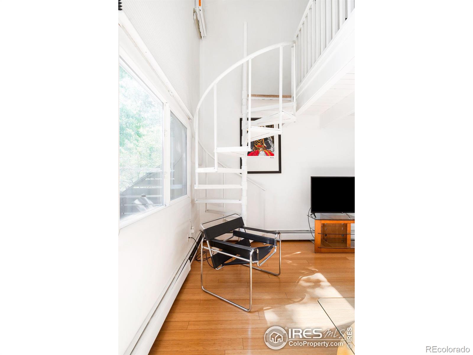 1842 Canyon Boulevard Unit: 211