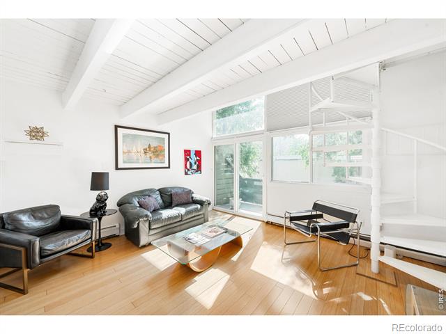 1842 Canyon Boulevard Unit: 211