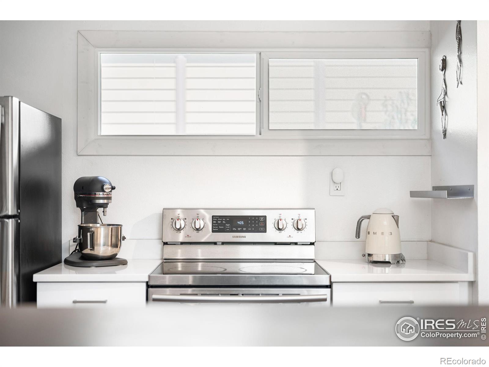 1842 Canyon Boulevard Unit: 211