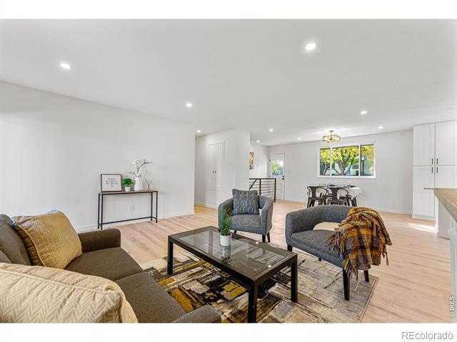 35 Dartmouth Circle