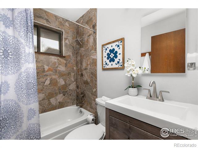 11454 W 76th Place