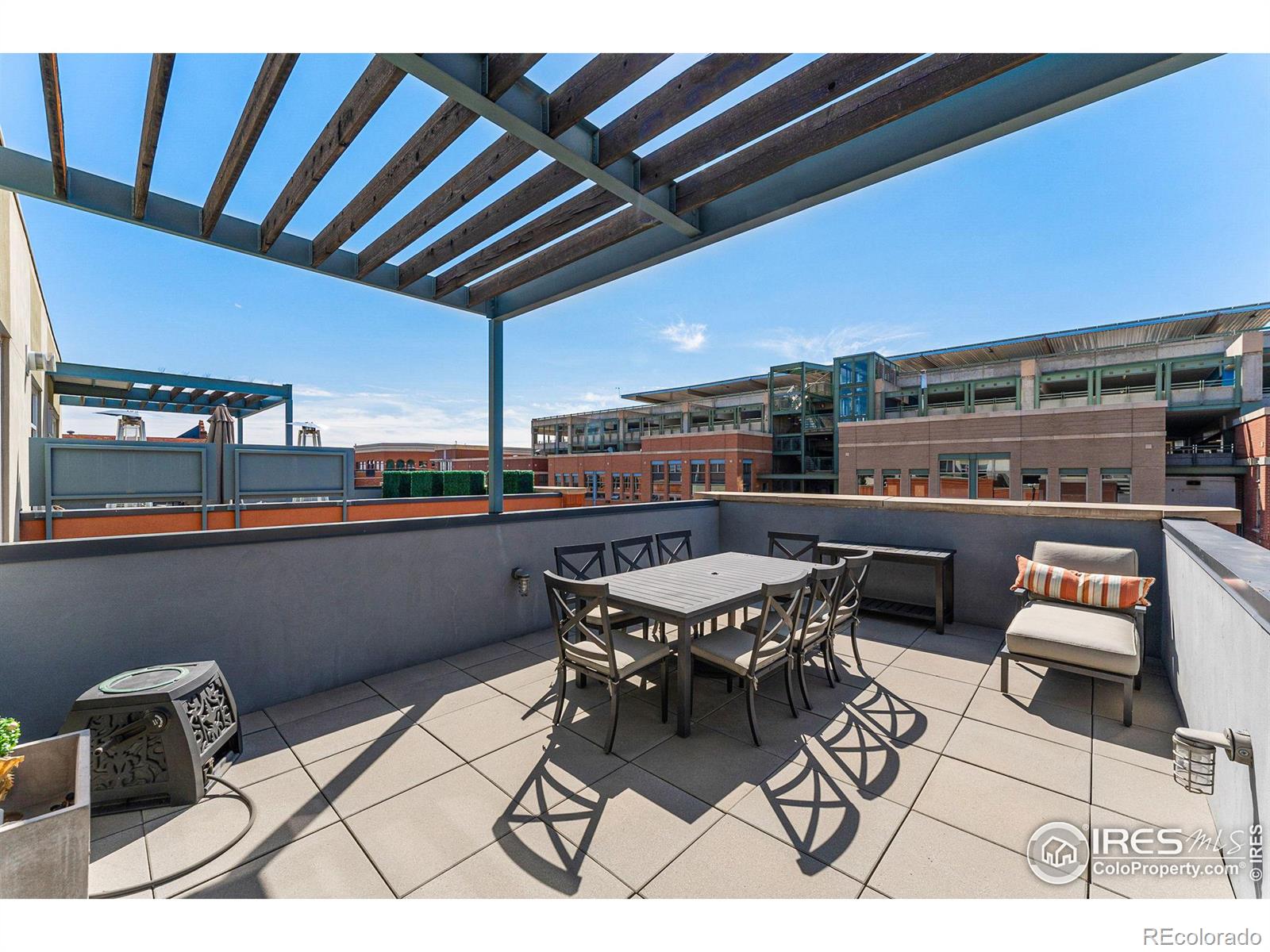 1505 Pearl Street Unit: 302
