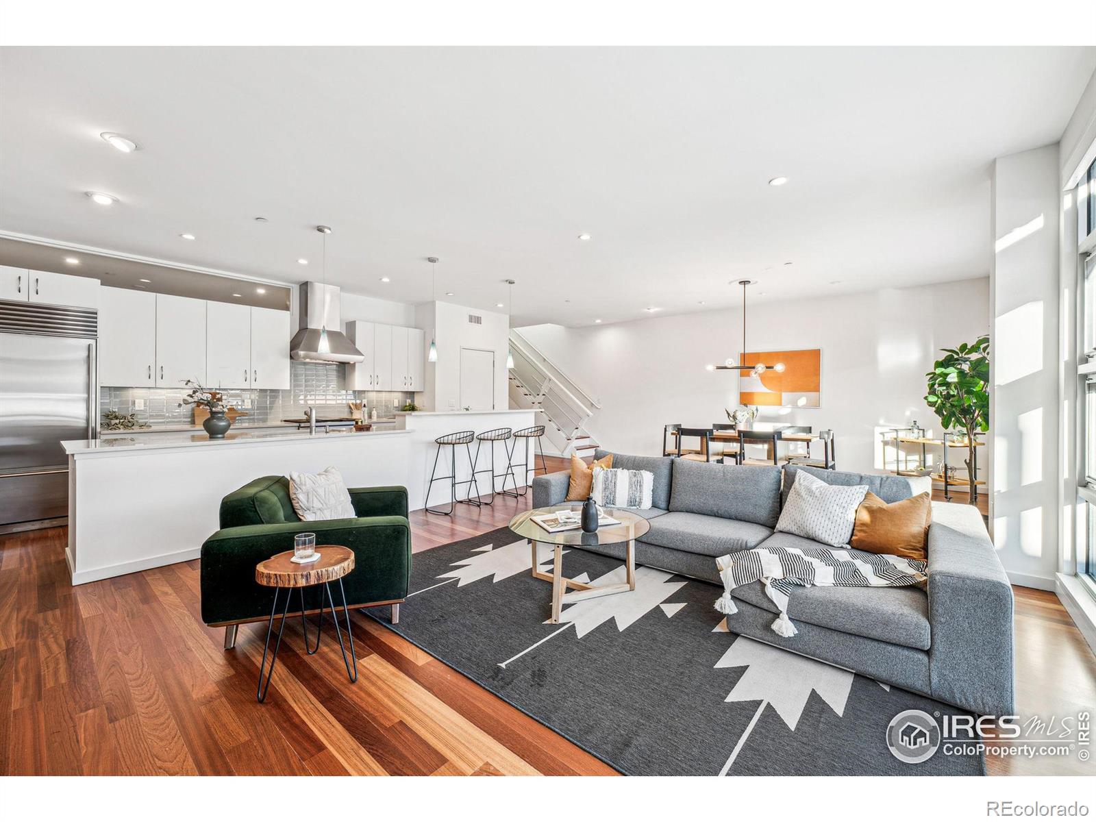 1505 Pearl Street Unit: 302