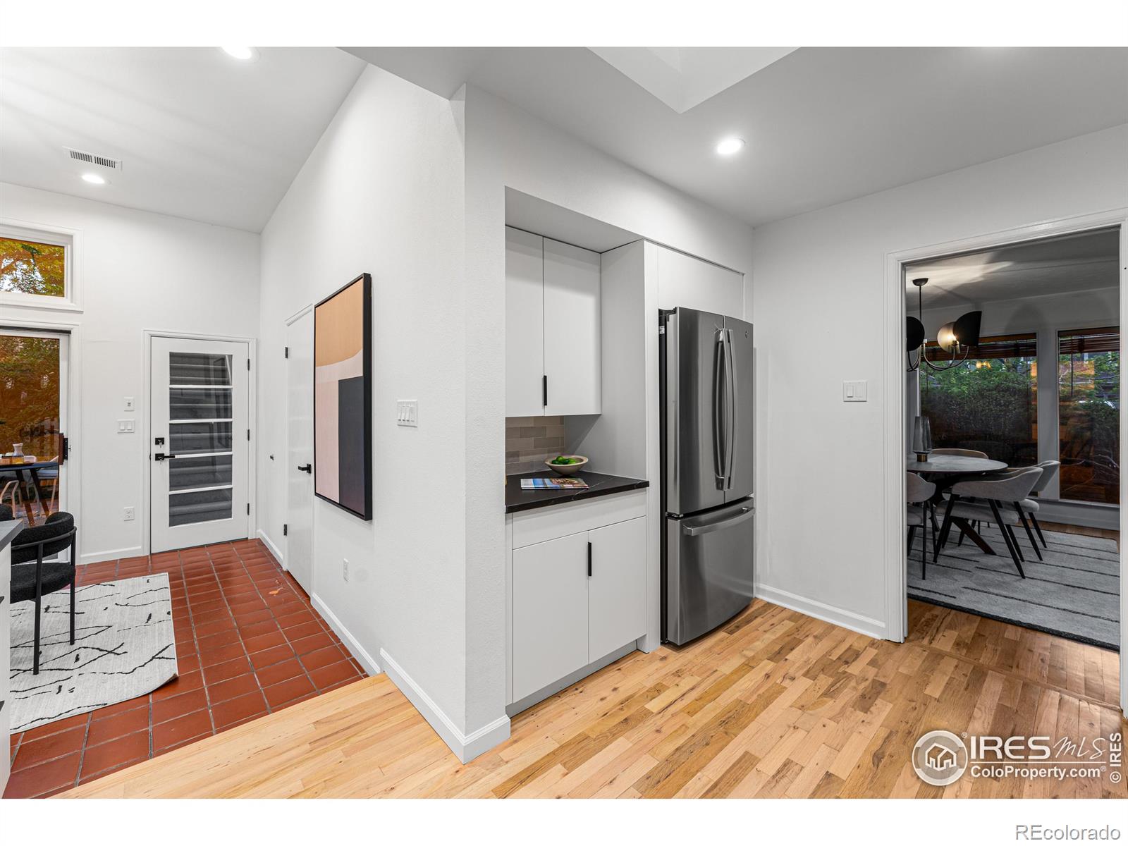 1500 Sunset Boulevard