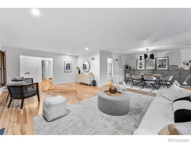 1500 Sunset Boulevard