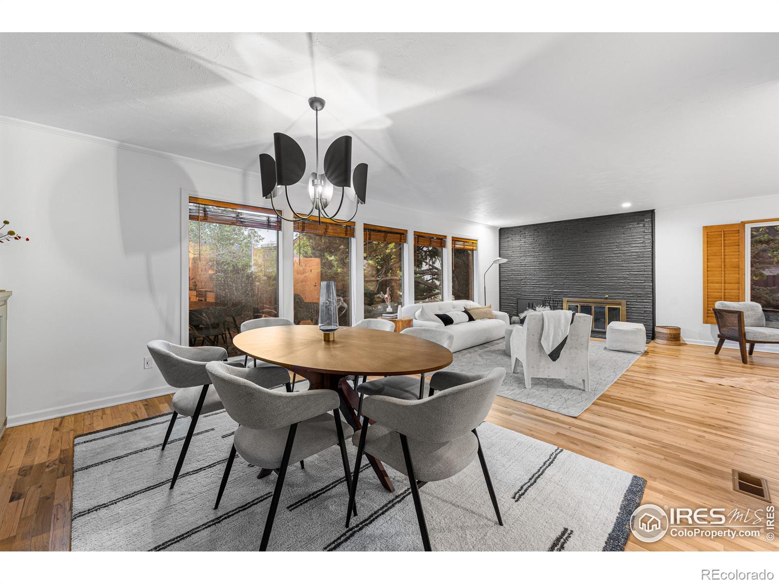 1500 Sunset Boulevard