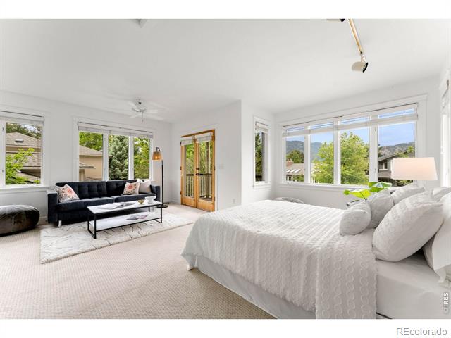 1500 Sunset Boulevard