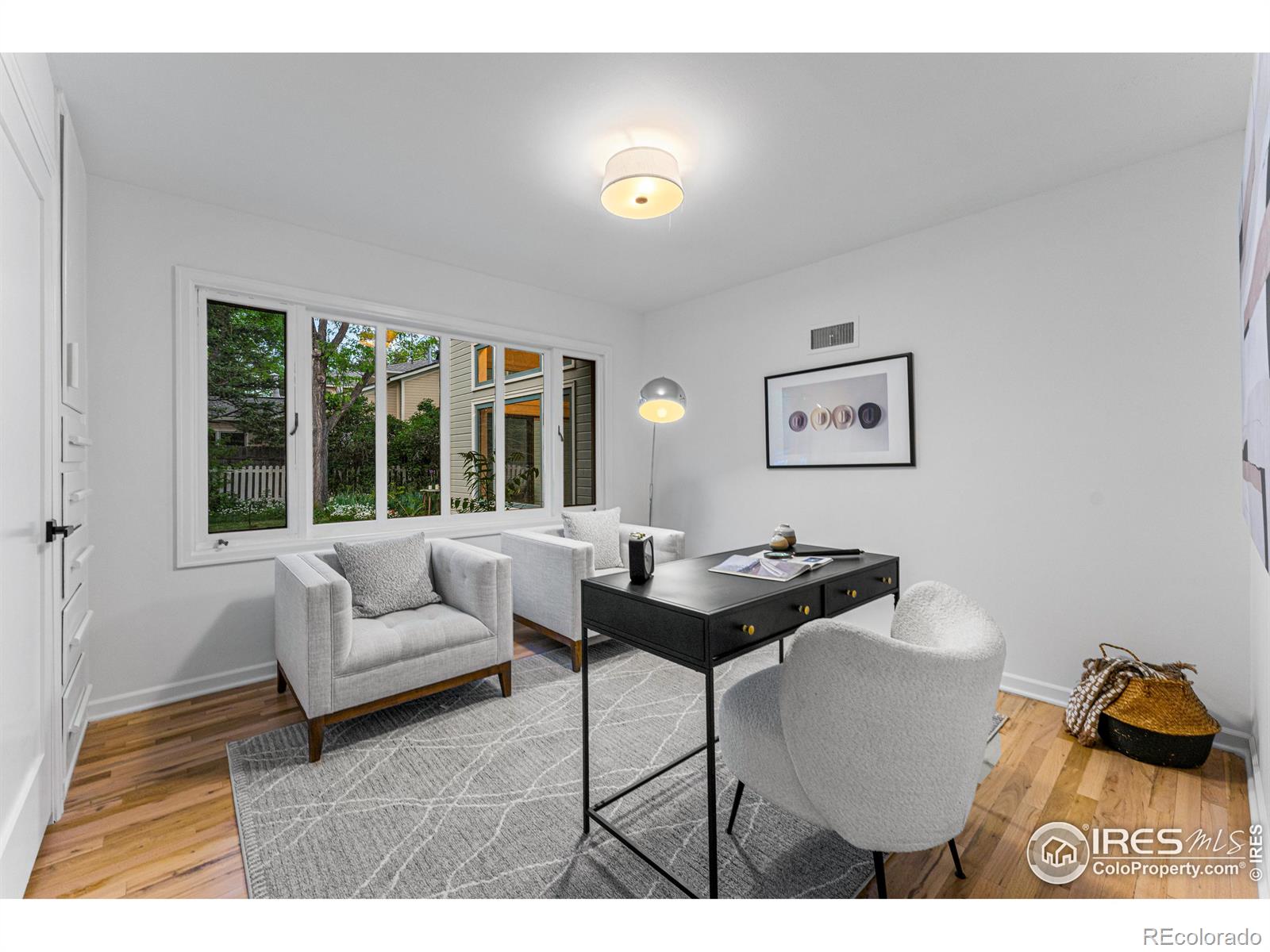 1500 Sunset Boulevard