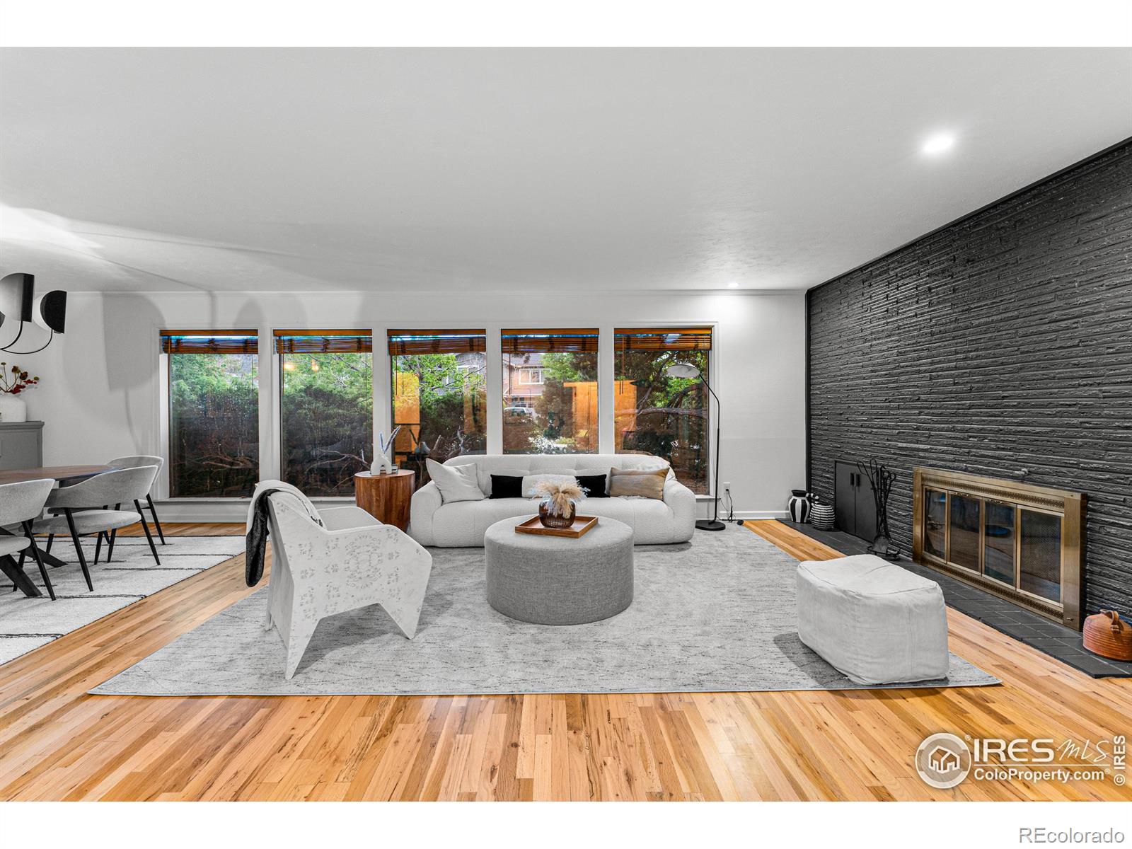 1500 Sunset Boulevard