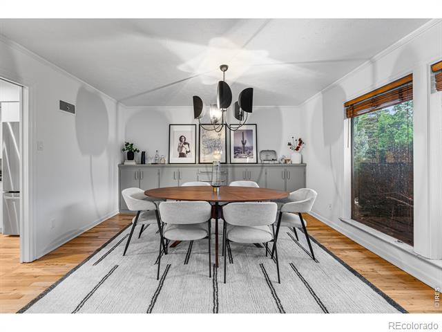 1500 Sunset Boulevard