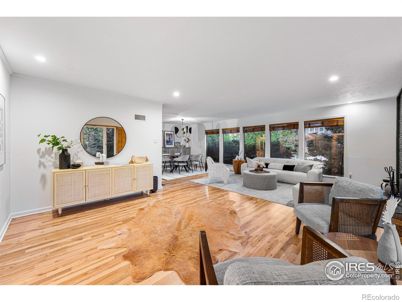 1500 Sunset Boulevard