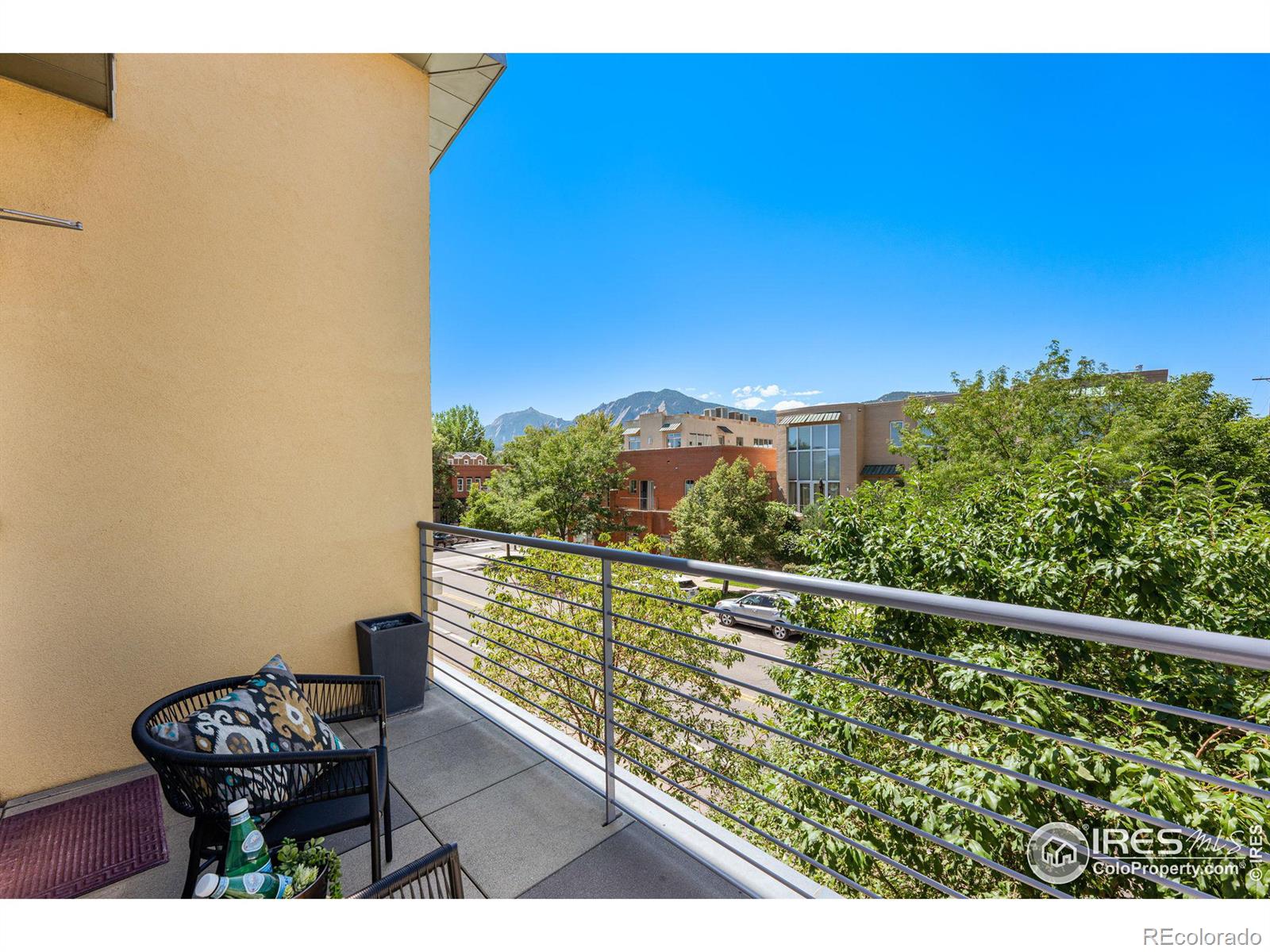 2030 20th Street Unit: 7