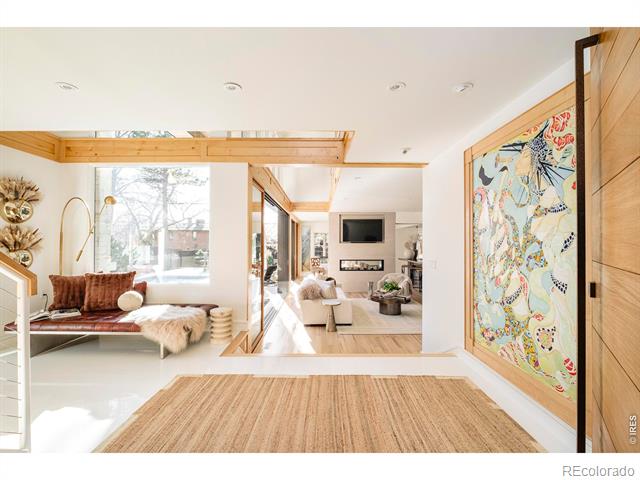35 Dahlia Street