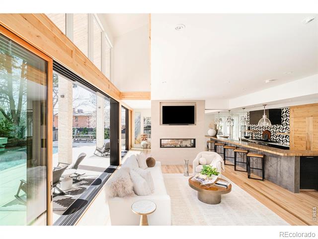 35 Dahlia Street