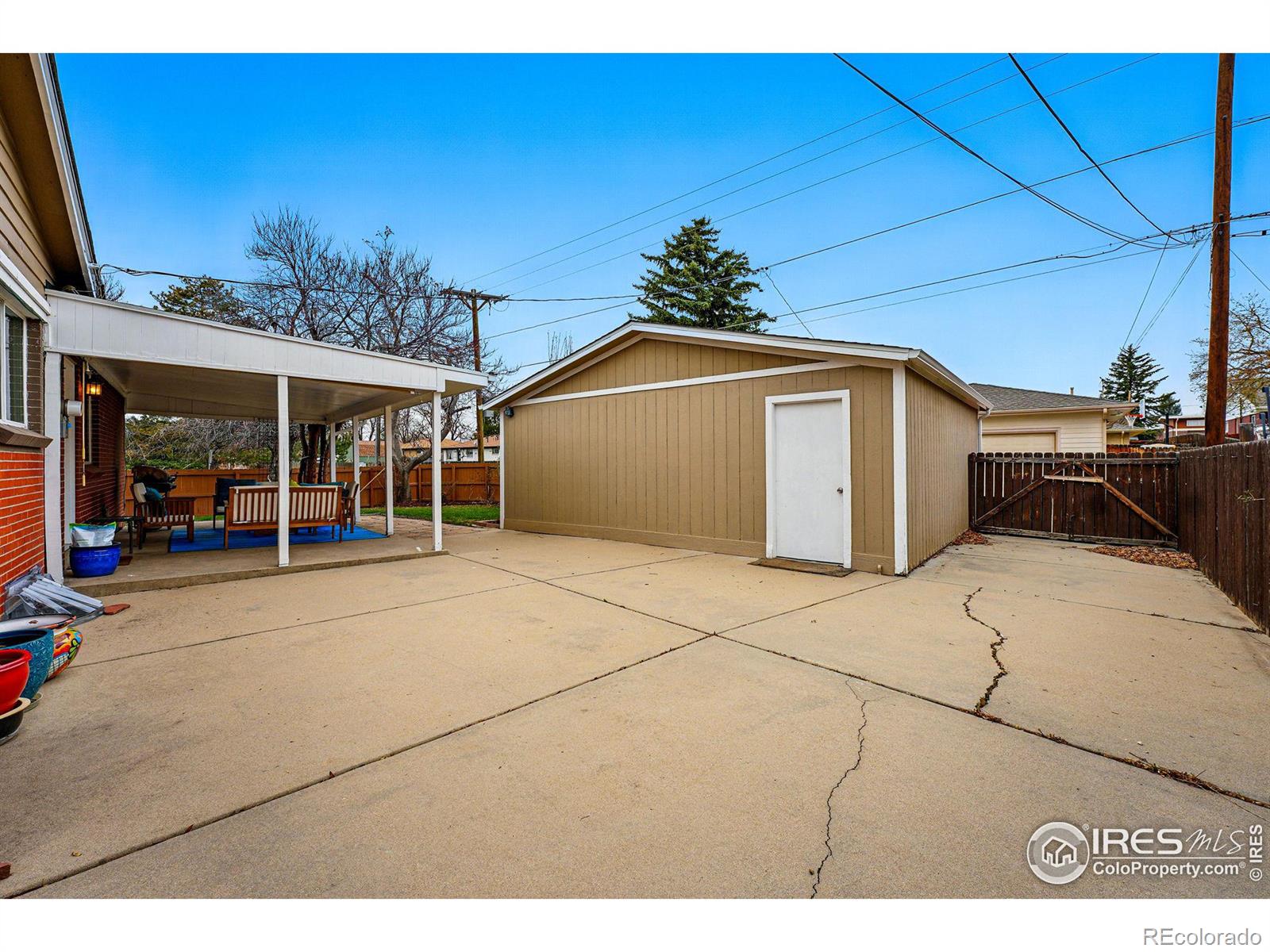 1185 W Midway Boulevard