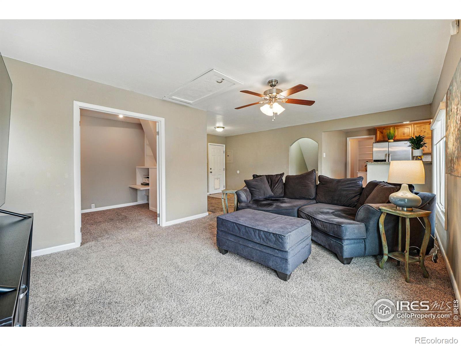 1185 W Midway Boulevard
