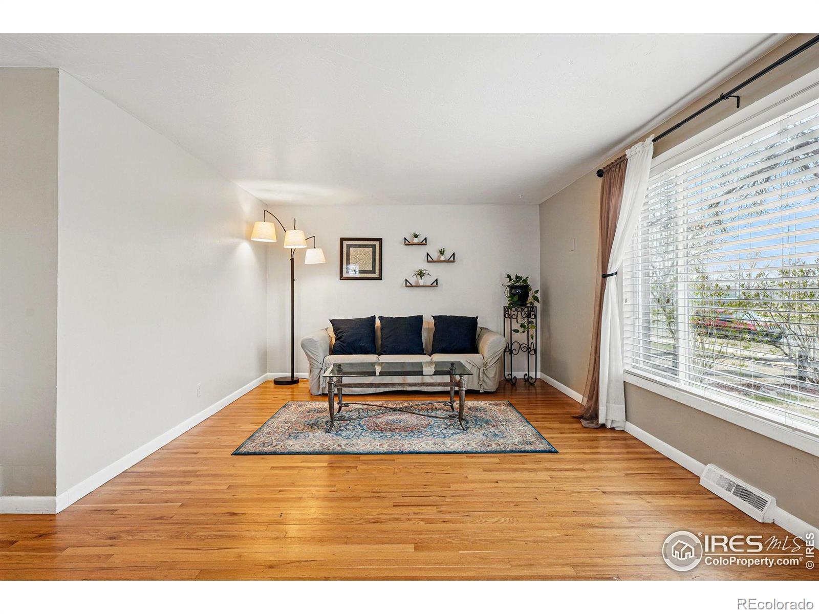 1185 W Midway Boulevard