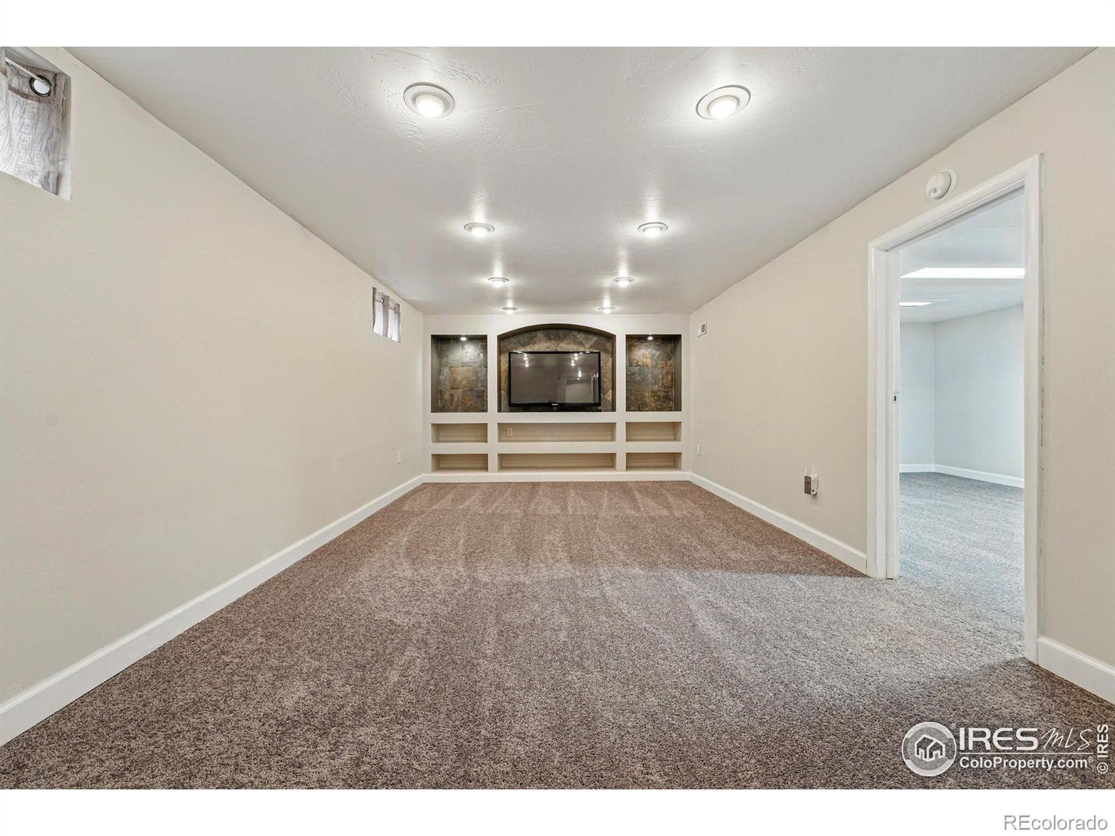 1185 W Midway Boulevard