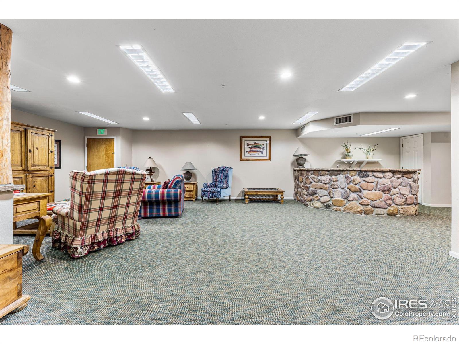 2727 Folsom Street Unit: 228