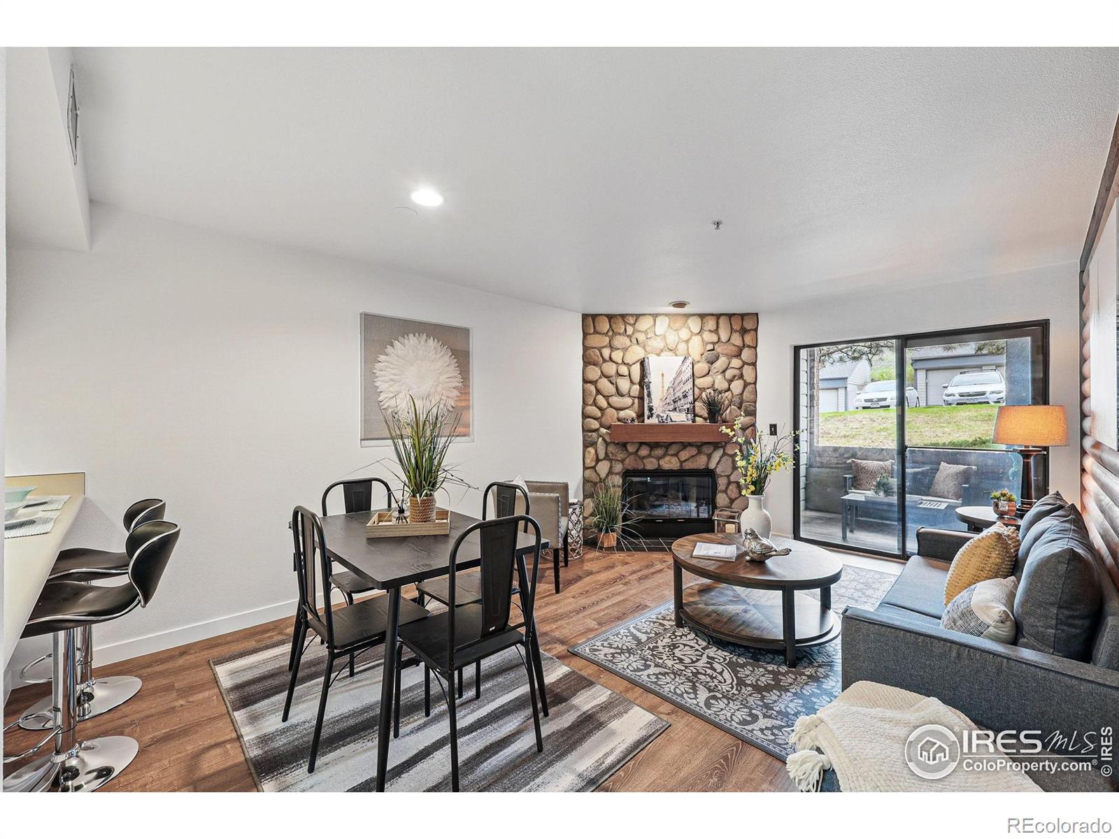 2727 Folsom Street Unit: 228