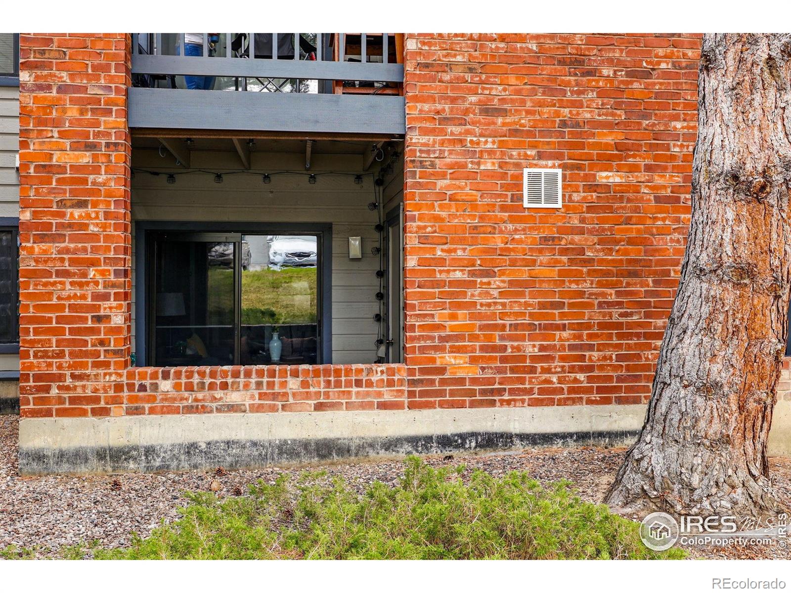 2727 Folsom Street Unit: 228