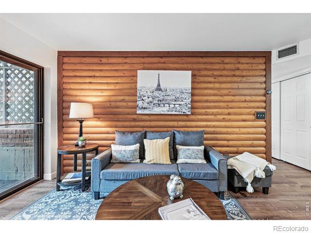 2727 Folsom Street Unit: 228