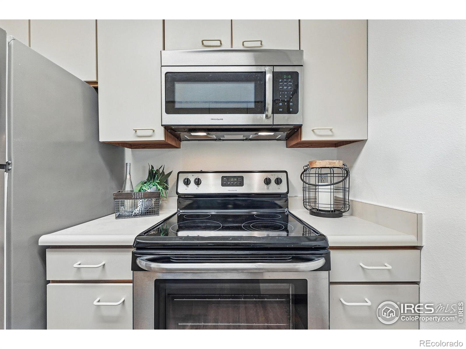 2727 Folsom Street Unit: 228