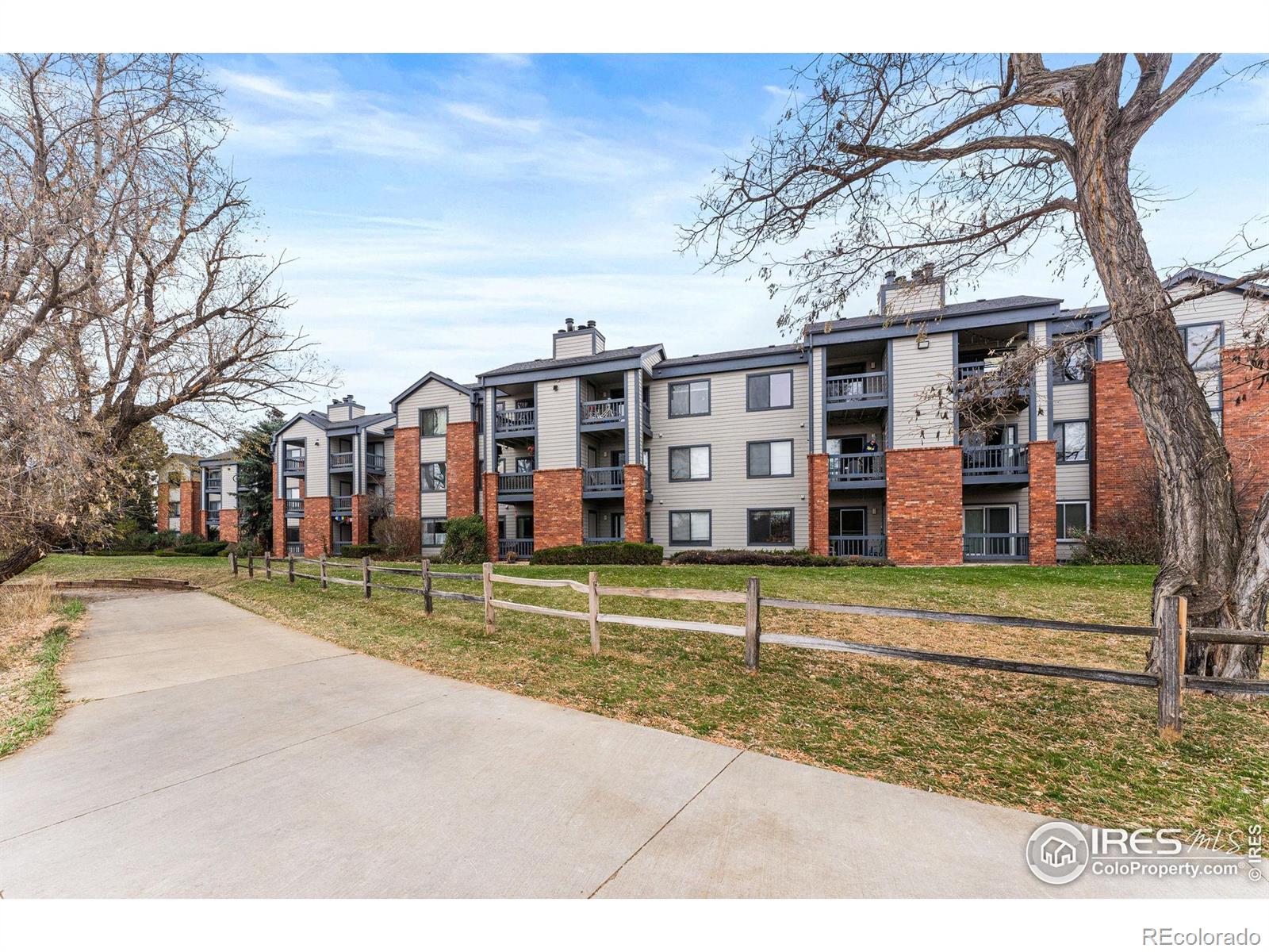 2727 Folsom Street Unit: 228